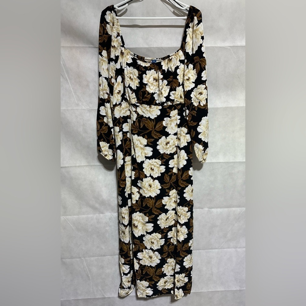 Old Navy Women’s XXL Plus Cottagecore Dark Floral Maxi Dress Square Long Sleeve